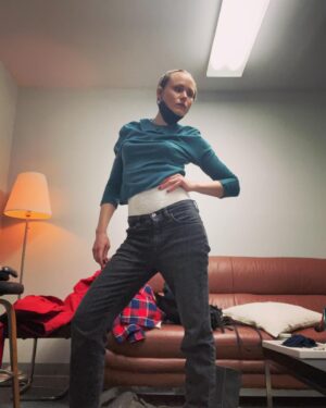 Alison Pill Instagram - One cannot Myrtle without a girdle. (And the best wig.) @appletvplus #hellotomorrow