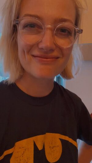 Alison Sudol Instagram - just checking in. how’s your today?