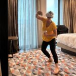 Alison Sweeney Instagram - Glad no one is here to watch me doing my hotel room workouts. Lol. I’m sure i look ridiculous. I get really into it! 😂 But I am so lucky my bestie gave me this awesome vr system because it’s so much fun and such a great workout. 💪 Today was rock climbing and boxing. #fitness #workout #sunday #travel