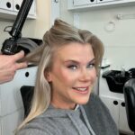 Alison Sweeney Instagram - So happy to be back in the make up trailer. #glam #glamsquad 📺 🎥