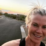 Alison Sweeney Instagram - Fun sunset jog. New week calls for some new goal setting. #monday #goals #fitness