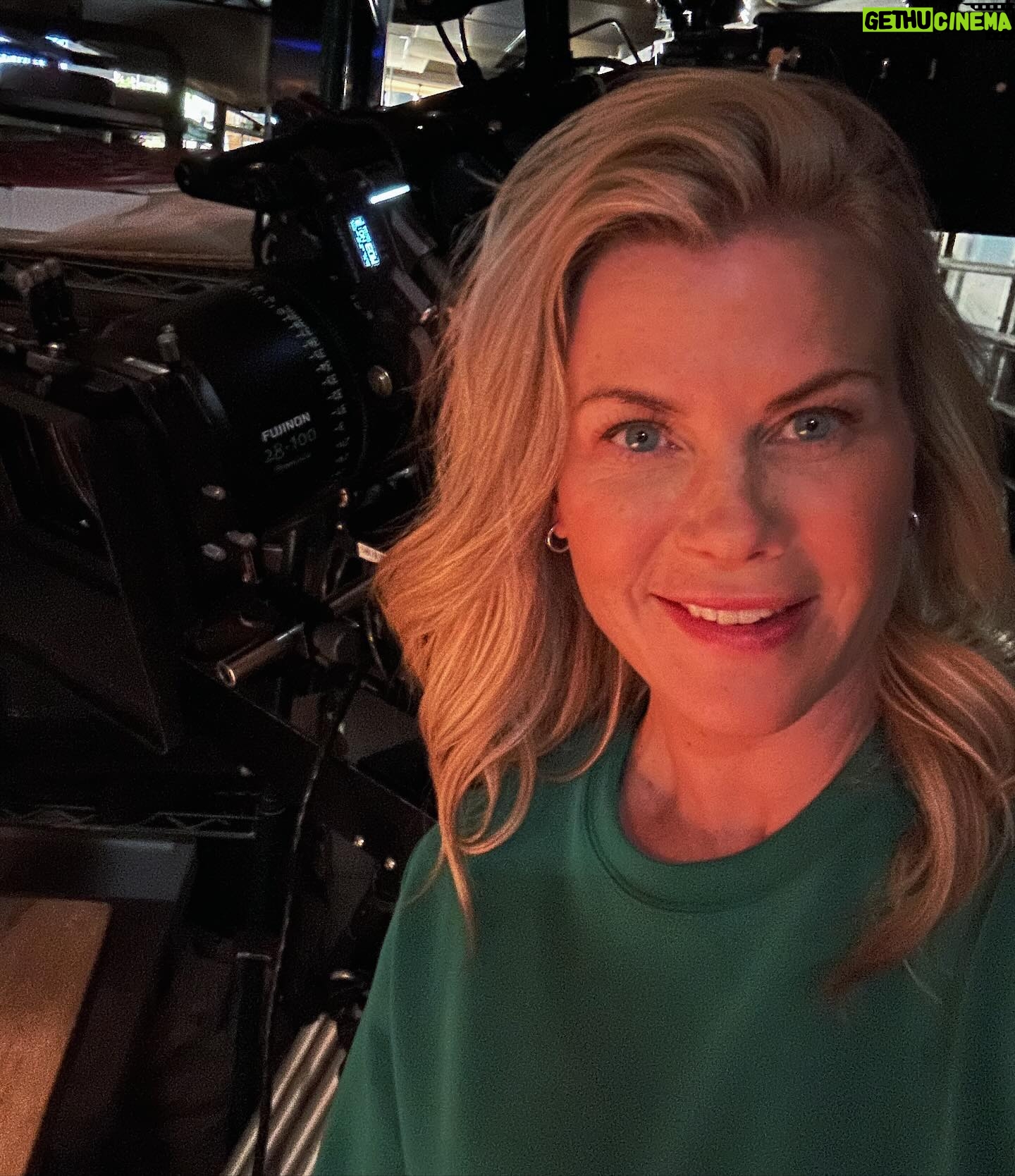 Alison Sweeney Instagram - Love being back on set. Can’t wait to share what I’m up to this week. 😉