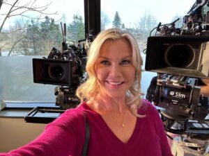 Alison Sweeney Instagram - First week back on set for 2023. Excited for a new year of fun projects to film and I’m so grateful for each and every opportunity. Can’t wait to get the latest movies on your screens. More to come. 🎥 ❤️