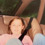 Alison Wheeler Instagram - Alison 14 ans revient pour nous parler de « Florian » - « il a tout nié... mais je l’ai gazé » #2000 #journalintchime 📔💔🇮🇪