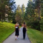 Alissa Skovbye Instagram - i feel bad for people who don’t have an Una in their life. i’m so lucky to know and love you❤️Happy Birthday pretty girl, you’re stuck with me for life🫶🏻