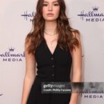 Alissa Skovbye Instagram - #TCA2024 #HallmarkMedia @hallmarkmovie <3 Hair: @josephchase makeup: @robertti