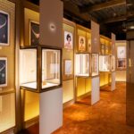 Alissa Yagi Instagram - BVLGARI Serpenti 75周年を記念した "時を超えて紡がれる無限のストーリー展"へ 歴代ジュエリーの展示や、 セルペンティをテーマにした現代アーティストとの 様々なコラボレーションアート作品が楽しめます。✴︎ 事前来場予約の上、皆さまもこの機会に是非。☺️ @bulgari #PR #Bulgari #BulgariJewelry #Serpenti #Serpenti75