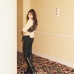Alissa Yagi Instagram - @sweet_editors 10月号🤍 秋服欲大爆発注意号となっております。😮‍💨💸