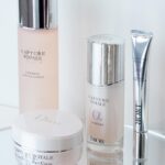 Alissa Yagi Instagram - @diorbeauty カプチュールトータルシリーズから "ヒアルショット"誕生。🤍 美容医療発想でお肌にヒアルロン酸を補充する部分用美容液。 そのヒアルロン酸の配合量は、ヒアルロン酸注射の約3本分…！ ヒアルショットで気になるエイジングサインを狙いうちしましょ。☺️🌱 #カプチュールトータル #ヒアルショット #ディオールファインジュエリー #supportedbydior