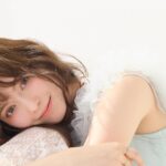 Alissa Yagi Instagram - sweet web の 「八木アリサ、「エージーデオ２４」で賢く、かわいく、朝美活♡」という企画で、 私のモーニングルーティンを紹介しています！ まもなく夏到来🌤️となるとニオイケアも 毎日の課題のひとつですよね…🤔📝 汗はもちろん、ストレスを感じると発生するストレス臭※というものもあるみたいで…！ そんな気になる汗臭やストレス臭※をケアしながら、 調香師さんが作ったいい香りを身に纏える とっておきのアイテム"エージーデオ２４"が 味方になってくれるはず☺️🫶🏻 (ちなみに私のお気に入りはヴァンミニョンという香り。🩵) みんなもエージーデオ２４で朝美活！ 詳しくはsweet webの記事をぜひ読んでみてね💌 #PR #エージーデオ２４ #sweet #ひとつ上のニオイケア　#朝美活 ※ストレス臭を包み込んで嫌な匂いを目立たなくするSTハーモナージュ香料配合 販売名：パウダースプレー　ｆ（ＦＢ）（医薬部外品）、デオドラントロールオン（ＳＷ）（医薬部外品）、デオドラントロールオン（ＦＢ）（医薬部外品）