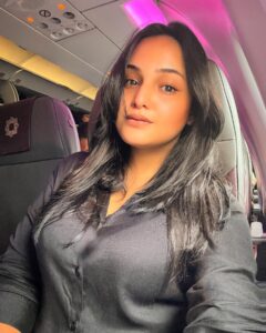 Aliya Naaz Instagram - The quieter you become , the more you can hear . . #lifequotestoliveby #aliyanaaz #blackshirt #indianactress #bollywoodactress #indianactresshot #tollywoodhotactress #pollywoodartists #chandigarh #mumbaigirls #mumbaiairport #vistara #bandraworlisealink #actresshot #atrangitv #flightview #indianairlines #colorstv #starplus #mohali #zeepunjabi #dangaltv