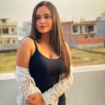 Aliya Naaz Instagram - A little lost , a little found ✨ . . . . Self potrait . #aliya #minoritymindset #lifequotes #chandigarh #mohali #mumbaiactor #actor #actress #indiangirls #indianactress #pinkvilla #pinkvillatelly #pinkvillasouth #instantbollywood #bollywoodactor #indianwebseries #southindianactress #tamilcinema #teluguactress #kannadactress #colorstv #shaktiastitvakeehsaaski #sasuralsimarka2 #mumbaigirls #delhigirls #bollywoodhot #sonakshisinha #indianmodel #dubaigirls #chandigarhmodels