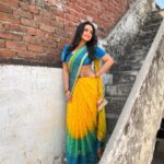 Aliya Naaz Instagram - 💛 . . Styled by - @that_dumala_gurl Mua- @makeover_vicky_hans @neh_artistry . . . . #sareelove #sareefashion #sareelovers #actorslife #actor #punjabiactress #southindianactress #actresslife #indiangirls #indiangirl #punjabiactress #pollywood #instantbollywood #bollywoodsongs #bollywoodhot #pinkvillasouth #southindianfashion #bonggirl #pinkvillatelly #mumbaiactor #altbalaji #balajitelefilms #desigirl #mxplayer #indianwebseries #chandigarh #mohali #punjabisongs #sonakshisinhahot #nagin6 #bollywoodmovies