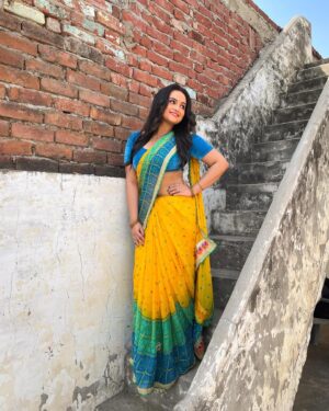 Aliya Naaz Instagram - 💛
.
.
Styled by - @that_dumala_gurl 
Mua- @makeover_vicky_hans 
@neh_artistry 
.
.
.
.
#sareelove #sareefashion #sareelovers #actorslife #actor #punjabiactress #southindianactress #actresslife #indiangirls #indiangirl #punjabiactress #pollywood #instantbollywood #bollywoodsongs #bollywoodhot #pinkvillasouth #southindianfashion #bonggirl #pinkvillatelly #mumbaiactor #altbalaji #balajitelefilms #desigirl #mxplayer #indianwebseries #chandigarh #mohali #punjabisongs #sonakshisinhahot #nagin6 #bollywoodmovies