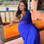 Aliya Naaz Instagram – Hey 💙
.
.
.
.
#mumbai #madhisland #filmcitymumbai #goregaonfilmcity #balajitelefilms #bluesaree #saree #sareelover #indiangirls #asiangirls #indianbeauty #pinkvillasouth #pinkvillatelly #ramojifilmcity #instantbollywood #manavmanglani #tellychakkar #tellycelebs #bollywoodhot #indianactress #southindianfashion #southindianactress