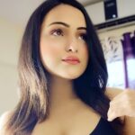 Aliya Naaz Instagram - Tu hai udaasi bhari koi haseen daastaan 🖤 . . . . . . . #hashtags #trendinghashtags #love #loveyourself #beyou #beauthentic #fakepeoplestayaway #live #kindness #spreadlove #staystrong #eyes #believeinyourself #believeingod #aliya #mumbai #mumbaigirls #indian #indiangirls #local #delhi #delhigirls #following #followforafollow #best #goodthingsarecoming #sfs #sfspost #sfstyle #siliguri