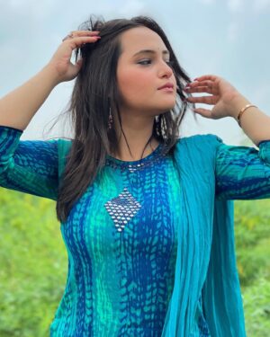 Aliya Naaz Instagram - Tu hai udaasi bhari koi haseen daastaan ✨ 
#makeupbyyourstruly 
Picture credit- @tondon_tilakdhari 
.
.
.
.
.
#aliyanaaz #indianactress #southindianactress #bollywoodhot #tollywoodhotactress #kannadactress #punjabiactress #chandigarhgirls #mumbaiactor #colorstvserial #starplusserials #indianwebseries #villagegirl #kolkatagirl #instantbollywood #viralbhayani #pinkvillasouth #pinkvillafashion #indiangirls #desigirl #goregaonfilmcity #filmcitymumbai #mohali #punecity #sonakshisinhahot #sonakshisinha #balajitelefilms #altbalaji #zee5premium