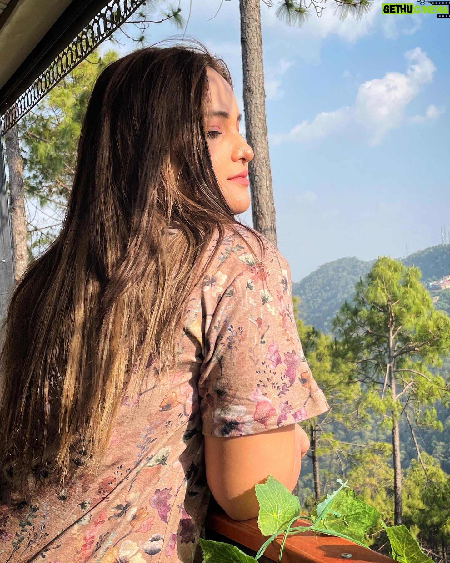 Aliya Naaz - 11K Likes - Sun kissed 🤍
.
.
.
.
.
#aliya #solan #himachaldiaries
#chandigarh #mumbaiactor #actor #actress #indiangirls #indianactress #pinkvilla #pinkvillatelly #pinkvillasouth #instantbollywood #bollywoodactor #indianwebseries #southindianactress #tamilcinema #teluguactress #kannadactress #colorstv #shaktiastitvakeehsaaski #sasuralsimarka2 #mumbaigirls #delhigirls #bollywoodhot #sonakshisinha #indianmodel #himachalpradesh #shimla