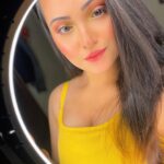 Aliya Naaz Instagram – Little bit of colour is no harm💛❤️
.
.
.
.
.
.
.
#aliya #instame #instadaily #makeup #makeuplookoftheday #fotd #latesttrends #mumbaigirls #summervibes #summeroutfit #summermakeup #beyourownkindofbeautiful #instantbollywood #pinkvilla #tellycelebs #tellychakkar #popularhashtags #bandra #bandrawest #kolkatablogger #mumbaiblogger #indiangirls #girlsofinstgram #instafollowme #sfspost #sfss #indian #yellowdress #yellowaesthetic #actresses