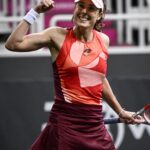 Alizé Cornet Instagram - @alizecornet makes her way into the semifinals 🙌🏻 🇫🇷 Alizé Cornet VS Clara Tauson 🇩🇰 6-3 6-4 🟢 @creandsupporting 🇦🇩 @governandorra 🇦🇩 @andorracapital 🏨 @anyospark @anyosparkclub 🏠 @immobiliariagali 🏘️ @altavista.ad ✴️ @qualityandorra 🚌 @andbus_net 🗞️ @bondia.ad 🎙️ @rtvandorra 🎾 @tennium_ 🟣 @wta #andorra #andorraopen #wta #tennis