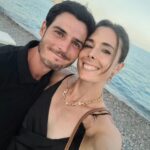 Alizé Cornet Instagram - "𝑻𝒐𝒖𝒕 𝒂𝒓𝒓𝒊𝒗𝒆 𝒑𝒐𝒖𝒓 𝒖𝒏𝒆 𝒓𝒂𝒊𝒔𝒐𝒏" Je comprends mieux ce que cela veut dire maintenant. Tout ce temps, c'était toi ma raison ❤️ Et depuis toi, tout a un sens. Joyeux anniversaire mon grand amour 🦆🥰