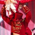 Alla Mikheeva Instagram – Всех с наступающим Новым годом и до встречи 2-7 января на новогодней сказке « корова на льду» 🎄🤗