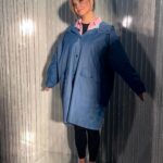 Alla Mikheeva Instagram - Апрель — Всемирный месяц информирования об аутизме. #УзнаюОбЭтомБольше Авито и Фонд «Обнажённые сердца» выпустили совместный благотворительный проект «Человек дождя». Это коллекция дождевиков с рисунками аутичных детей, получающих помощь в фонде. Под Майским дождем можно будет стильно погулять в ярких дождевиках.