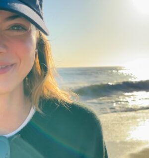 Allie Marie Evans Instagram - Life lately. Very happy girl 😊