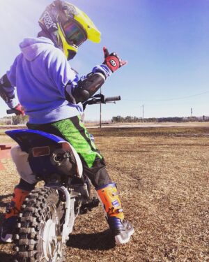 Allie McCulloch Instagram - time to ride 🤘💪 
.
.
.
#moto #dirtbike #motocross #mx
