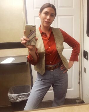 Allie McCulloch Instagram - HEY! have you watched @thegloriasmovie  yet?? you should! it’s avail on @amazonprimevideo 

...and once in a blue moon, you get dressed by an actual real-life wizard like @thesandypowell and @alexisforte5 and their creations are magical pieces of wearable art. 
plus I’ve never met anyone more fashionable on this entire planet period. (I wanna be as cool as you when I grow up)
.
#thegloriasmovie #gloriasteinem #sandypowell #amazon #brendafeigen #feminism #costume #wardrobe #wardrobestylist #periodpiece @juliannemoore