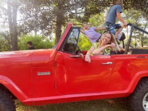 Allie McCulloch Instagram - #topless tuesday
(that’s a thing, right??)
.
#jeep #commando #1973