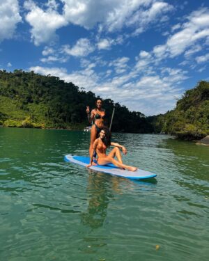 Alline Calandrini Instagram - 🌞 dias agradecendo Deus por vivenciar momentos intensos nessa beleza natural que é a natureza. ✨

Obrigada por vivenciar tudo isso comigo, amor ❤️
