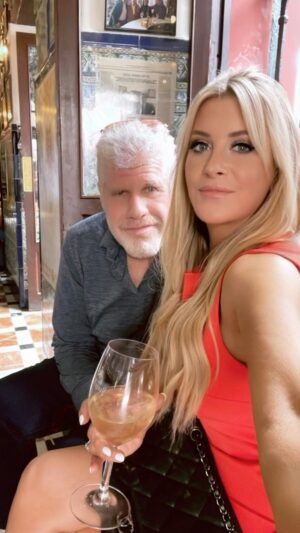 Allison Dunbar Instagram - Sevilla, Spain 🇪🇸 
Love seeing the world with you, ya big lug 🌎✈️💋👑🌓🍷⛪️🩵 @perlmutations
 #sevilla #wanderlust #spain❤️ #southofspain #traveladdicts #escapeartist #alcazar #reinayseñoradesevilla #cathedralofseville #spanishnights🇪🇸