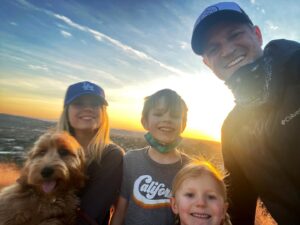 Allison Munn Instagram - Taking in the last sunset of 2020 & looking forward to a new year.