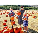 Allison Munn Instagram - We played hooky from zoom school today & went to the farm.