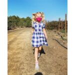 Allison Munn Instagram - We played hooky from zoom school today & went to the farm.