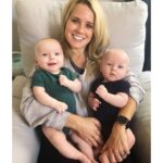 Allison Munn Instagram - Look at these two perfect babies I(*) recently gave birth to! 💙💙 (*my beautiful sister) #auntieallison ⁣ (📸 @meredithmunn)