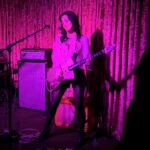 Allison Scagliotti Instagram - Happy as a clam to be back on stage with @faintingparty. #ernieballartist #stvincentsignature #iplayslinky