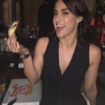 Allison Scagliotti Instagram - Joyeux Mardi Gras, y’all. Keep calm and eat that King Cake. #mardigras #laissezlesbonstempsrouler