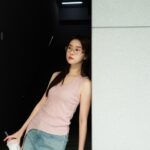 Ally Chiu Instagram - 🍓🥥🥤 透過不同的角色 去發掘不同面向的自己 我覺得很有趣 來點不同 些許膽怯 但為何不呢（？