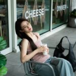 Ally Chiu Instagram - 🍓🥥🥤 透過不同的角色 去發掘不同面向的自己 我覺得很有趣 來點不同 些許膽怯 但為何不呢（？
