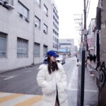Ally Chiu Instagram - 這次來 因為天氣的關係我必須天天洗頭了⋯（喂～ 記錄生活 讓影片變的有趣好看 其實不太容易 這次來我拍了2-3個不同主題的內容 DJI 相機 手機 交替 我每天都手忙腳亂的 從想腳本到拍攝 已經很燒腦了 還有更重要的剪輯（謝謝我的剪接師🫶🏻 真的辛苦了每一位拍片 後期的大家 期待與你們分享的那天🤍