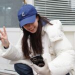 Ally Chiu Instagram - 這次來 因為天氣的關係我必須天天洗頭了⋯（喂～ 記錄生活 讓影片變的有趣好看 其實不太容易 這次來我拍了2-3個不同主題的內容 DJI 相機 手機 交替 我每天都手忙腳亂的 從想腳本到拍攝 已經很燒腦了 還有更重要的剪輯（謝謝我的剪接師🫶🏻 真的辛苦了每一位拍片 後期的大家 期待與你們分享的那天🤍