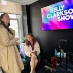Ally Maki Instagram - bts with my amazing team (and bb girl 🙃) for @kellyclarksonshow. An absolute highlight of this entire trip was meeting one of Kelly’s sweet staffers who wore @asianamericangirlclub to the taping (slide 4). It’s moments like these that make my day! ⁣ Styled x @cristinaehrlich @meg_galvin Wearing x @anonlychild Glam x @seijinyc @gitabass @teamid @kawachouttt @rscapellan @daniel_billington @alliemillette #TEAMAAGC