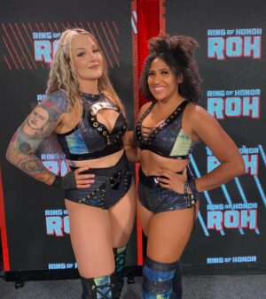 Allysin Kay Instagram - I just wanna do hoodrat shii with my friends 🖤

#TheHEX #WatchROH