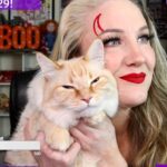 Allysin Kay Instagram - Not a filter, just lipstick. Swipe for a jump scare ➡️👻