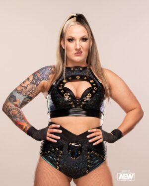Allysin Kay Instagram - Save a horse ride a cowboy under a neon moon and boot scootin boogie on over to AllysinKay.com for these new autographed 8x10 prints before they’re gone 🤠