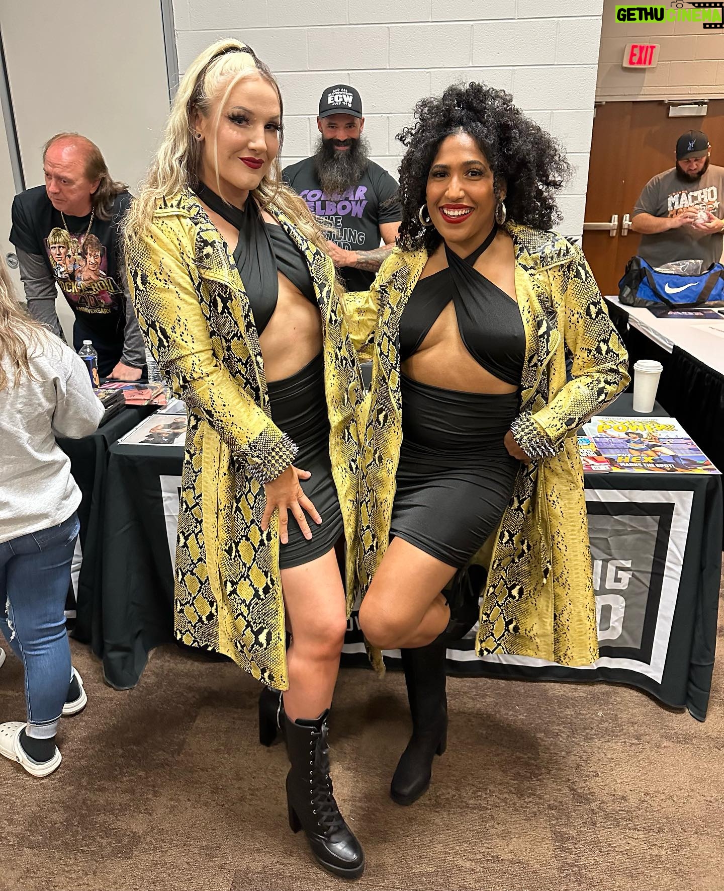 Allysin Kay Instagram - Day 1 of @WrestleCade! We have an event-HEXclusive item at our table, come find us! 🖤💛
