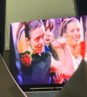 Alma Jodorowsky Instagram - Les copaines à Cannes 💝😈💝
MERCI @semaine_de_la_critique & @festivaldecannes pour cet accueil fou !!!
Les Reines du drame de la reine @rikiki_nabote sera projeté en avant première à Paris le 7 Juin à la @cinemathequefr et le 21 Juin au @champselyseesfilmfest On s’y voit ? 💃🏻💋