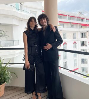 Alma Jodorowsky Instagram - Les copaines à Cannes 💝😈💝
MERCI @semaine_de_la_critique & @festivaldecannes pour cet accueil fou !!!
Les Reines du drame de la reine @rikiki_nabote sera projeté en avant première à Paris le 7 Juin à la @cinemathequefr et le 21 Juin au @champselyseesfilmfest On s’y voit ? 💃🏻💋